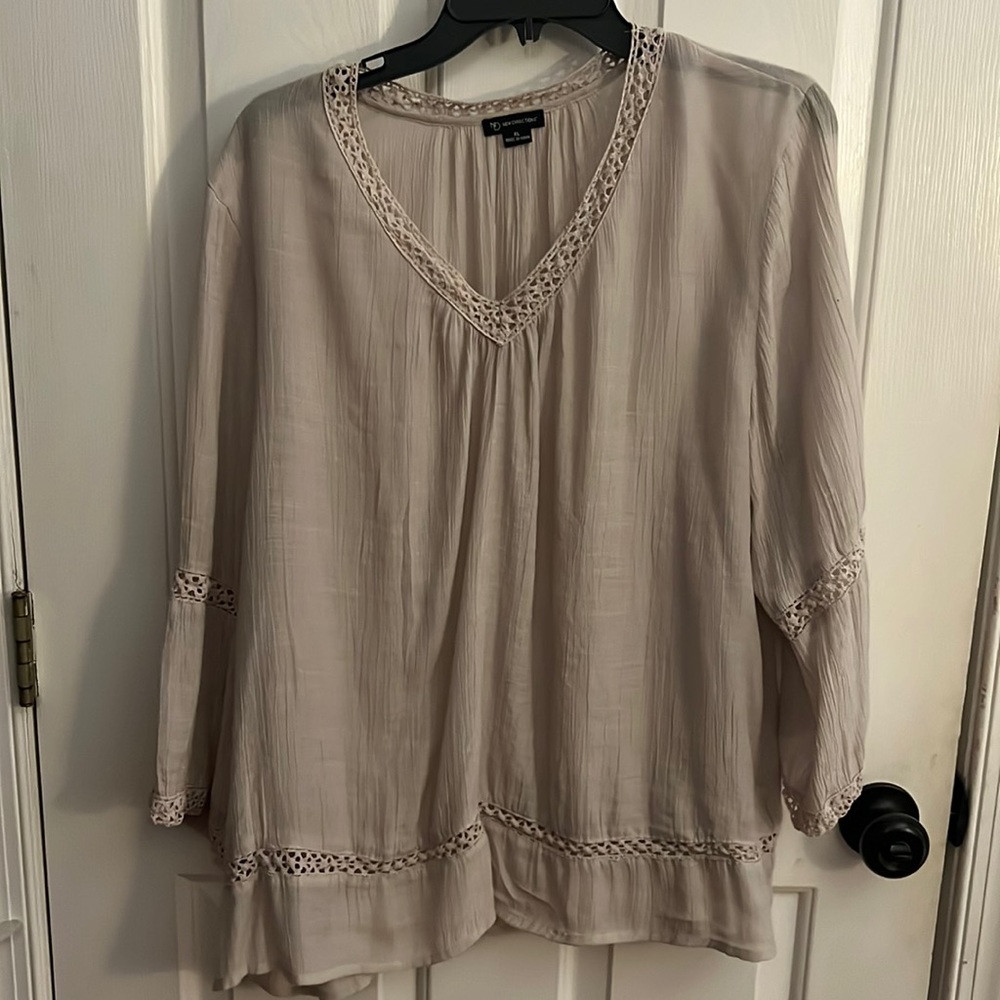 New Directions 2 piece set blouse and matching skirt